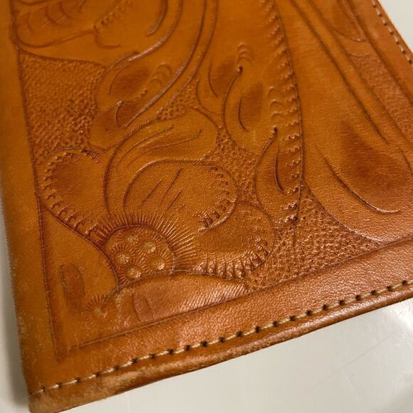 Tan/Orange Floral Faux Leather Large Wallet with Numerous Pockets - Picture 12 of 13